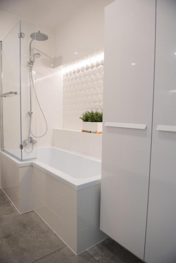 Apartament Bulgarska 60M2-3 Pokoje-Piekny Widok-13 Pietro 24H Check In Poznań Esterno foto