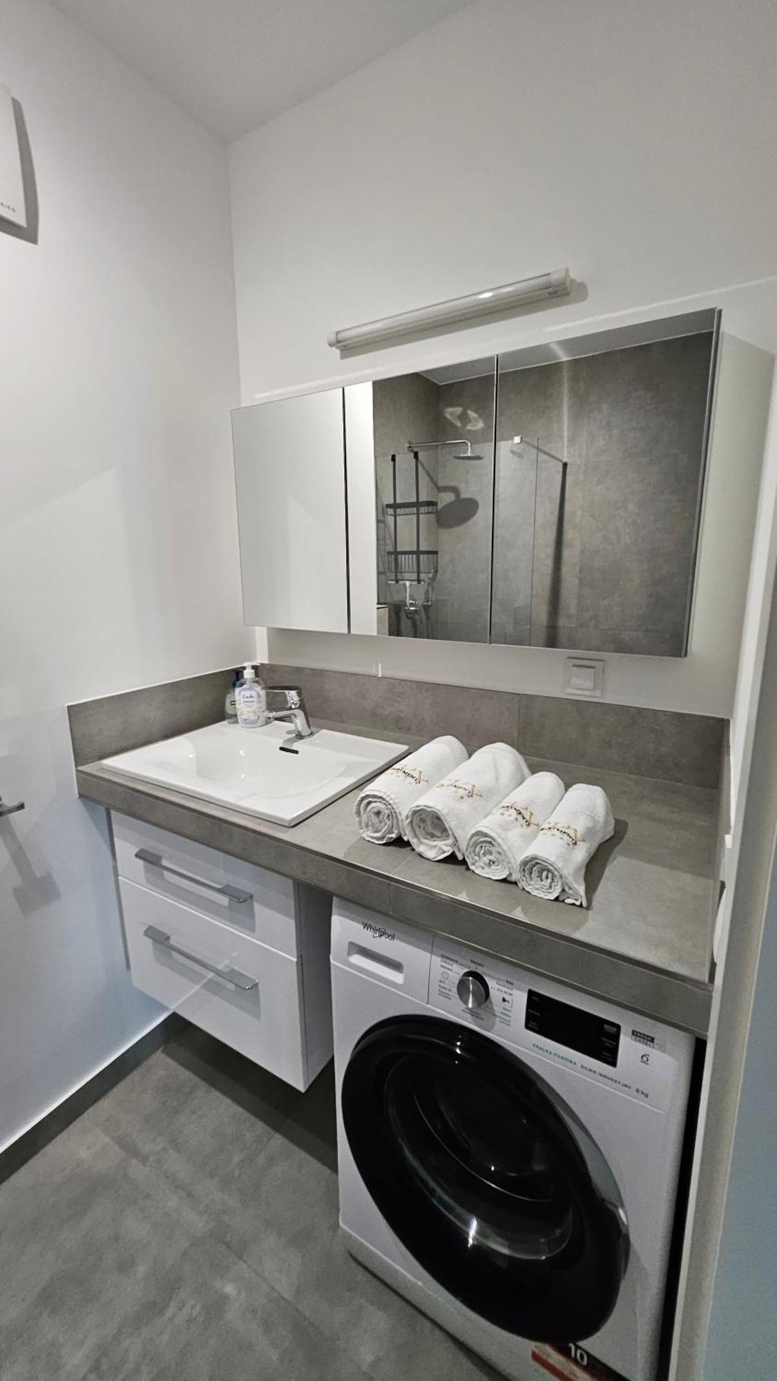 Apartament Bulgarska 60M2-3 Pokoje-Piekny Widok-13 Pietro 24H Check In Poznań Esterno foto